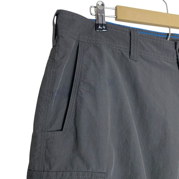 Eddie Bauer Pants Mens 38x32 Gray Travex Convertible Cargo Zip Off Lightweight - Picture 7 of 16